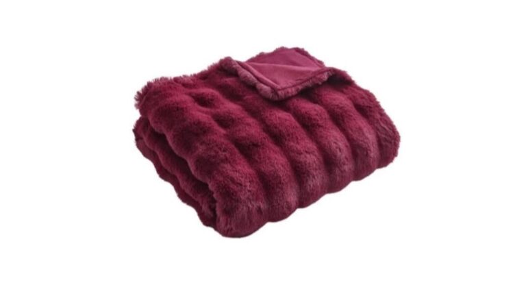 Better homes and gardens merlot double fur luxury oversized blanket 50'x72'